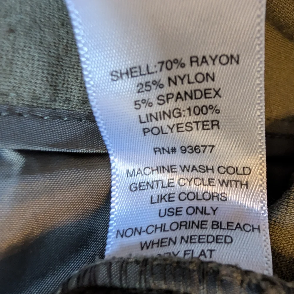 Liz Claiborne Women’s Olive Green Trousers Size 18, Straight Leg,‎ Workwear